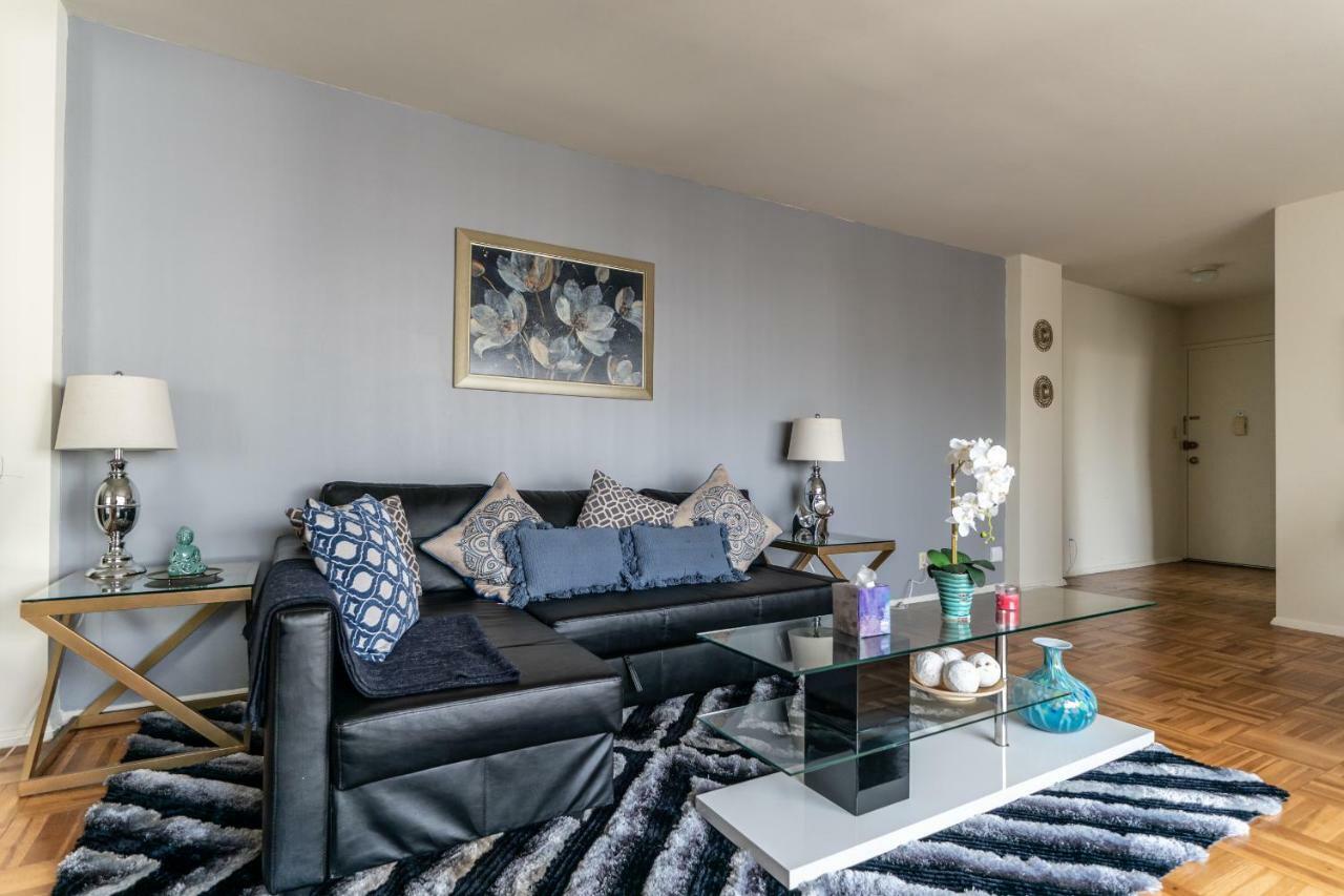 2 Bedroom Condo With A View Near The Grove ロサンゼルス エクステリア 写真