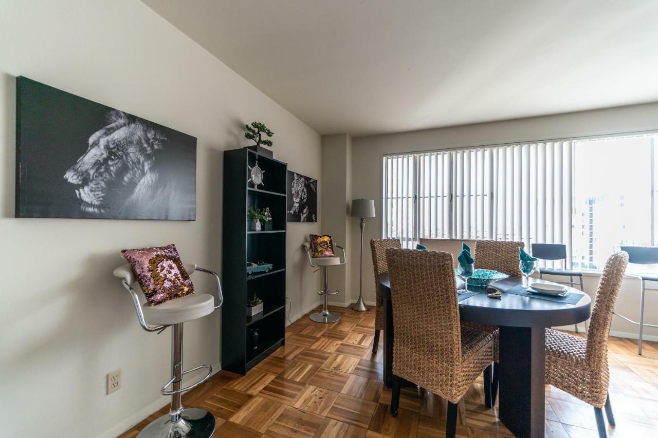 2 Bedroom Condo With A View Near The Grove ロサンゼルス エクステリア 写真