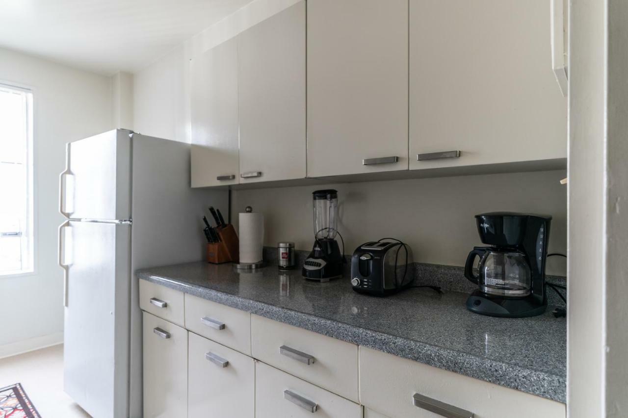 2 Bedroom Condo With A View Near The Grove ロサンゼルス エクステリア 写真