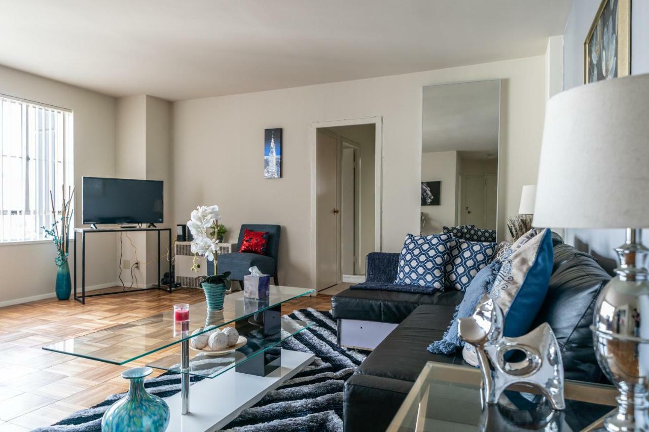 2 Bedroom Condo With A View Near The Grove ロサンゼルス エクステリア 写真