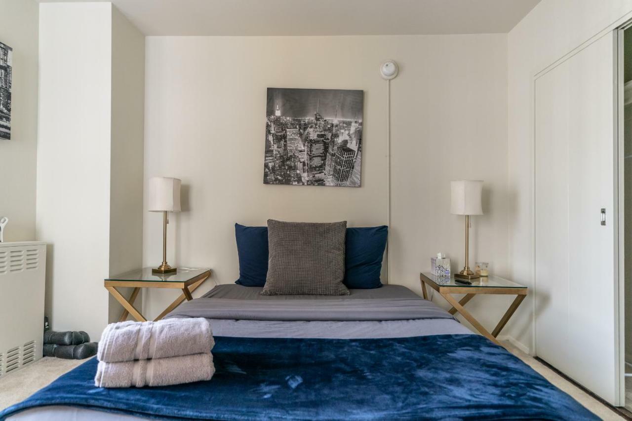 2 Bedroom Condo With A View Near The Grove ロサンゼルス エクステリア 写真